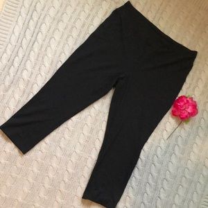 Chico’s - Weekends by Chico’s - black Capri leggings - Size 1